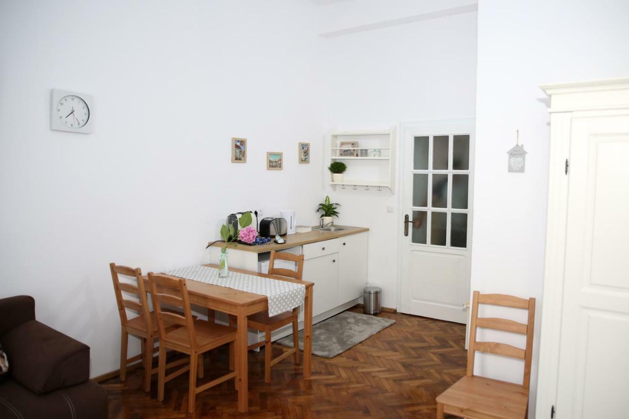 Schick Apartment Sibiu Exterior foto